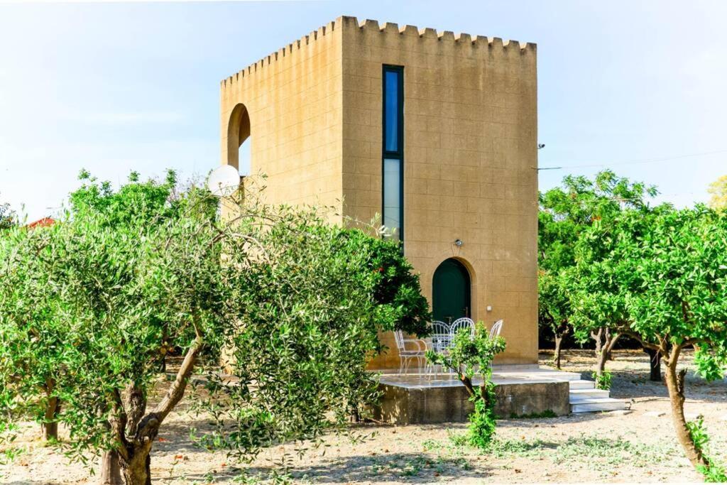 Villa The Tower With The Orange Tree Garden Ialysos  Exterior foto